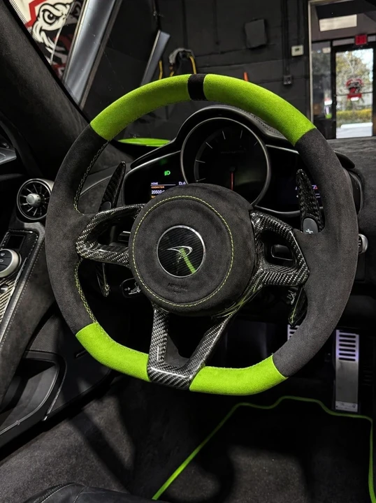 2016 McLaren 650S Spider - Image 14 of 16