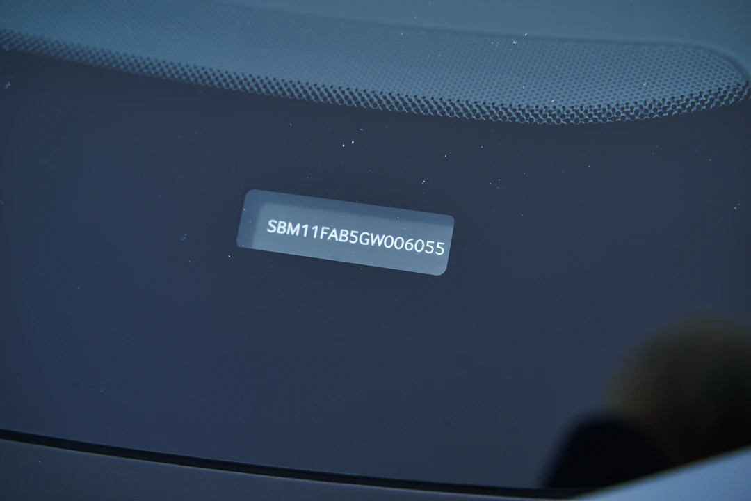 2016 McLaren 650S Spider - Image 30 of 31