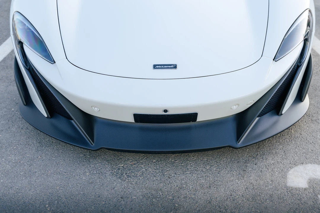 2016 McLaren 675LT Coupe - Image 18 of 31