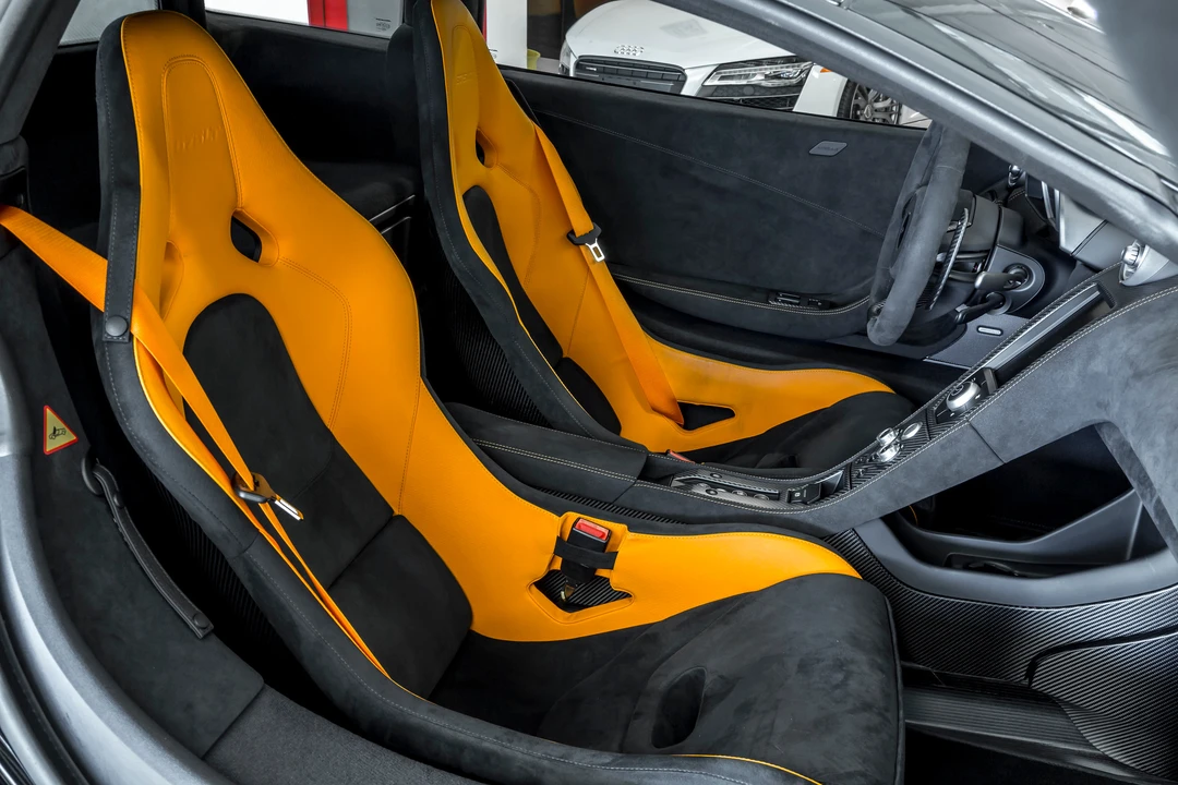 2016 McLaren 675LT Coupe - Image 5 of 7