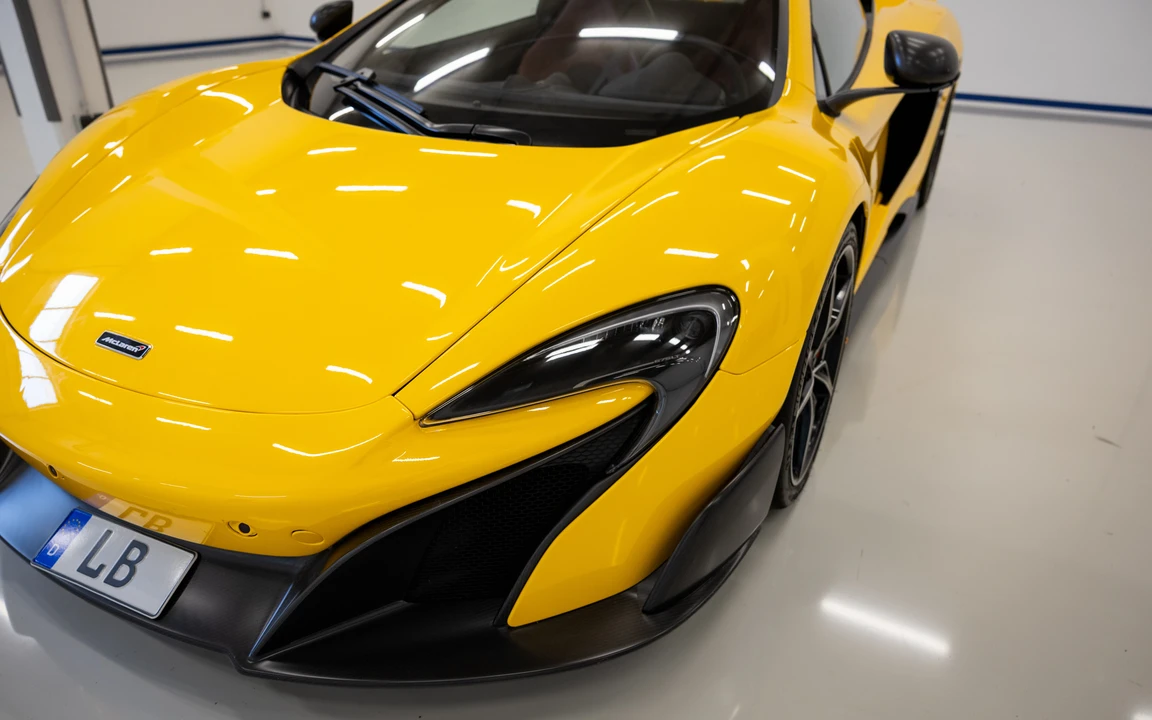 2016 McLaren 675LT - Image 18 of 31
