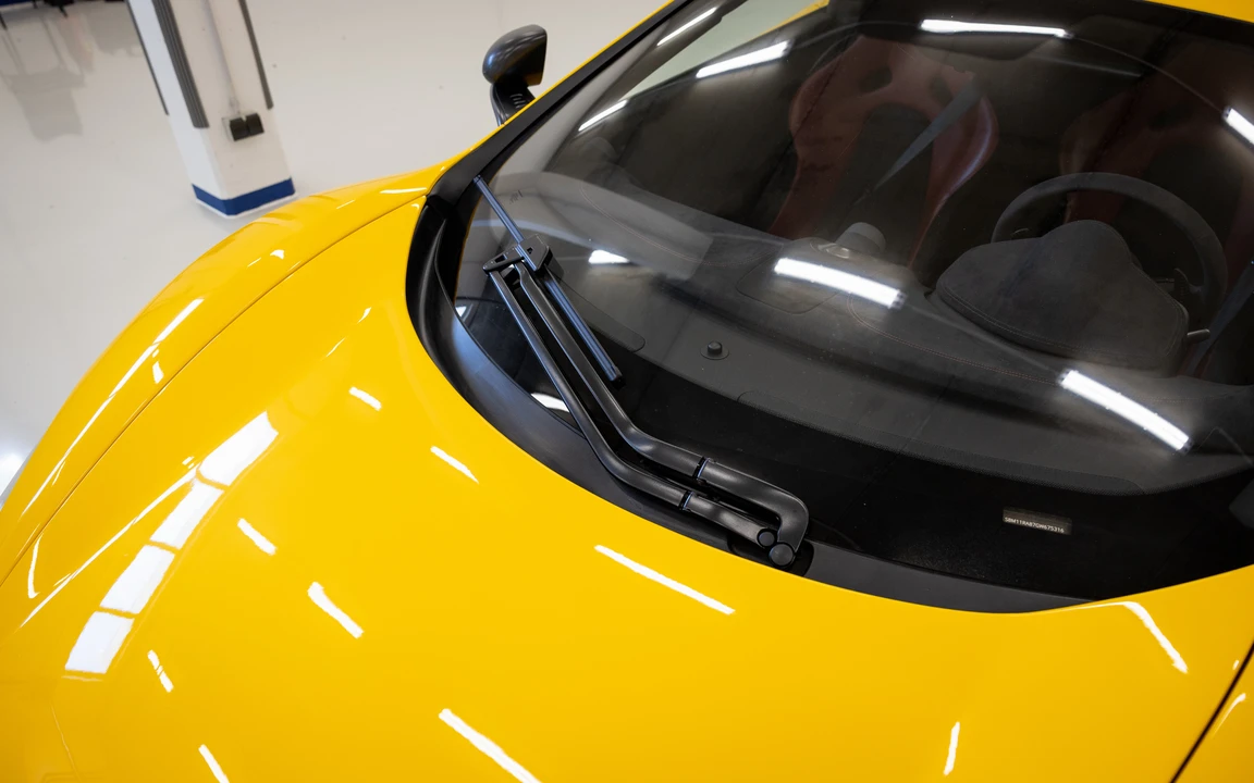 2016 McLaren 675LT - Image 19 of 31