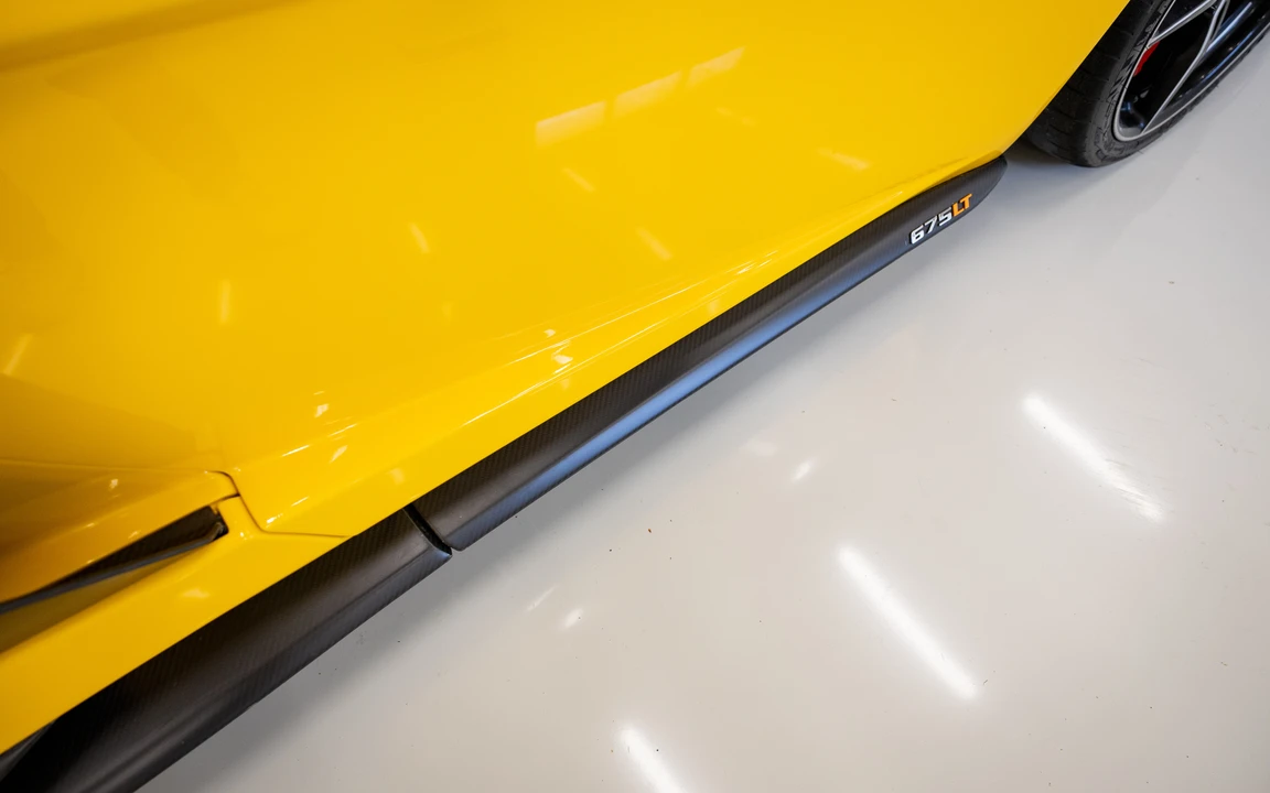 2016 McLaren 675LT - Image 25 of 31