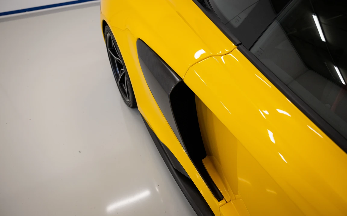 2016 McLaren 675LT - Image 28 of 31