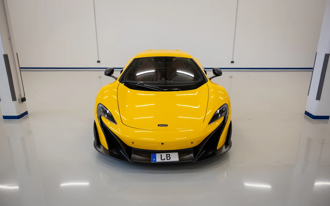 2016 McLaren 675LT - Image 10 of 31