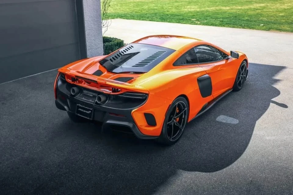 2016 McLaren 675LT Coupe - Image 9 of 10