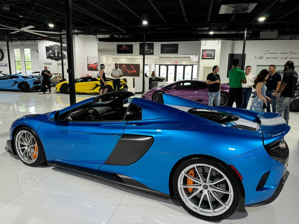 2016 McLaren 675LT - Image 4 of 12