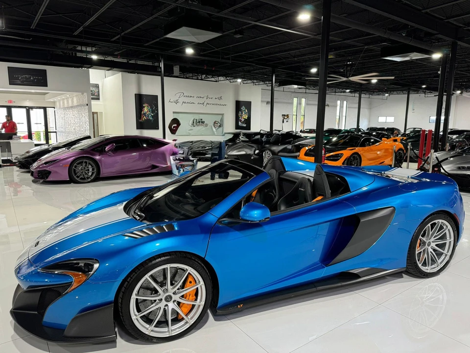 2016 McLaren 675LT - Image 2 of 12