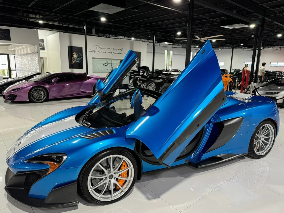 2016 McLaren 675LT - Image 10 of 12
