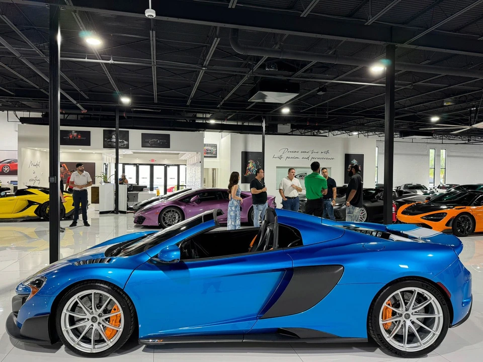 2016 McLaren 675LT - Image 3 of 12