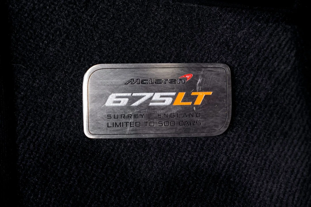 2016 McLaren 675LT Coupe - Image 24 of 31