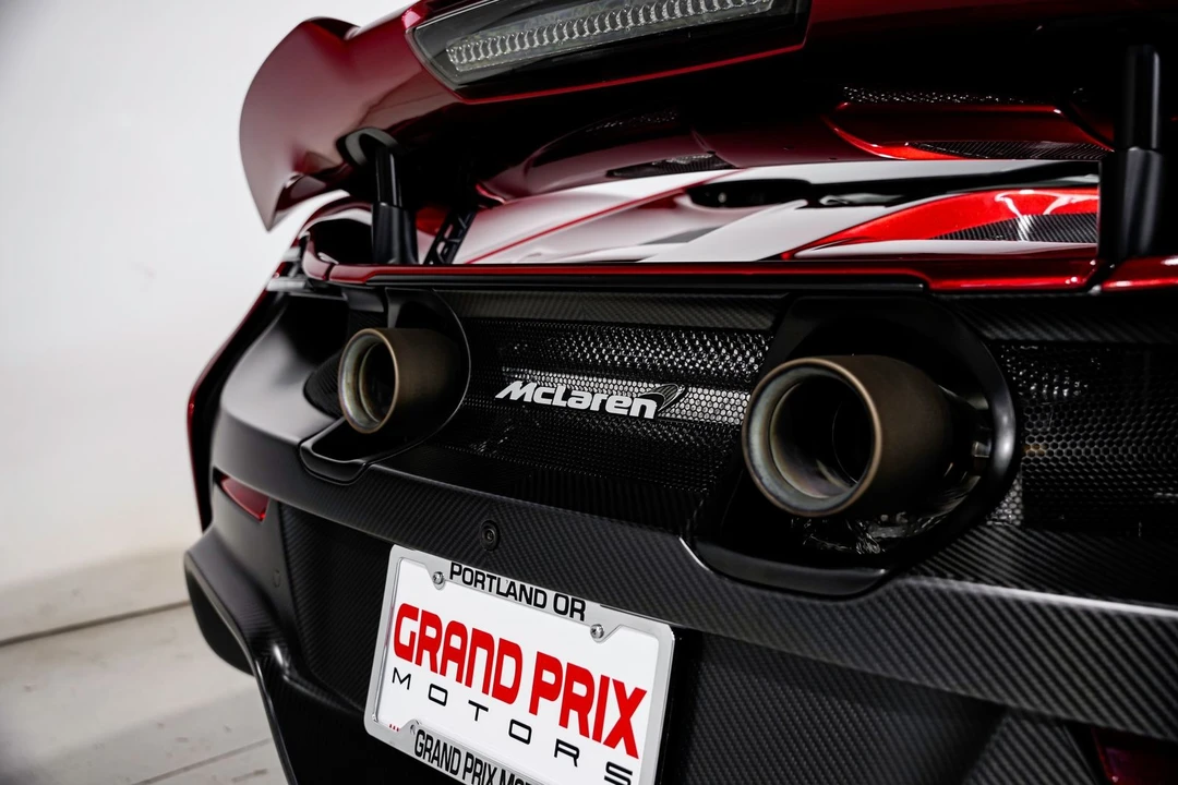2016 McLaren 675LT Coupe - Image 31 of 31