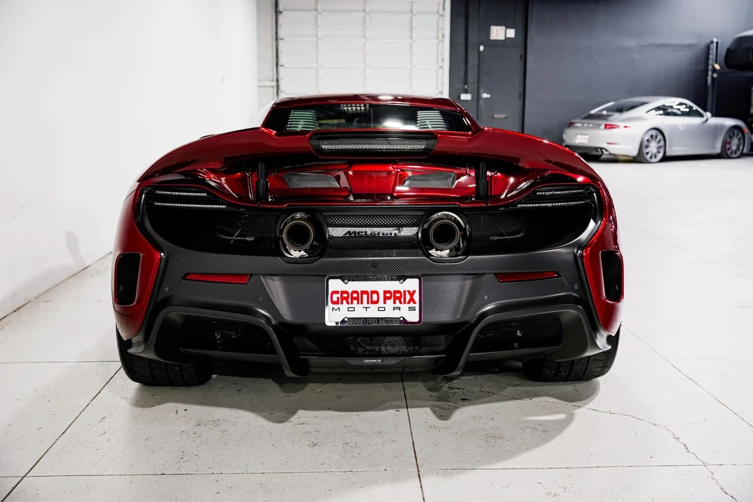 2016 McLaren 675LT Coupe - Image 5 of 31