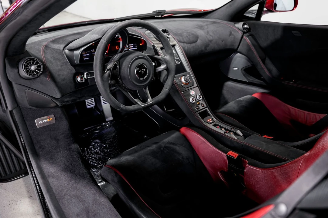 2016 McLaren 675LT Coupe - Image 10 of 31