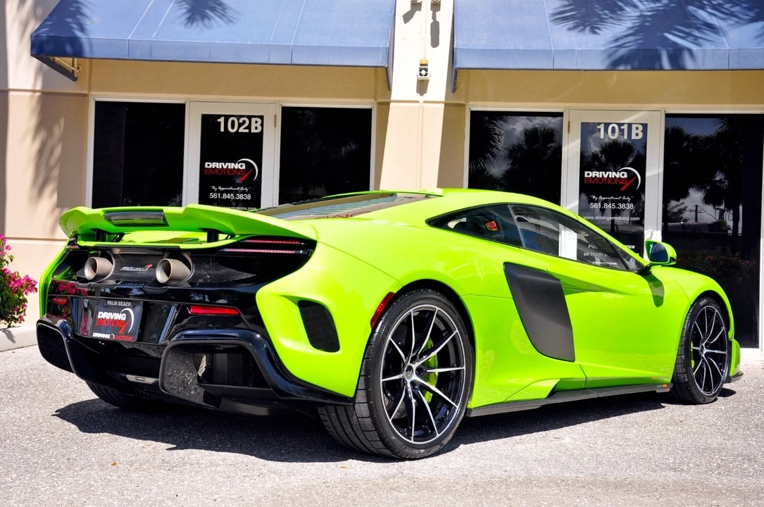 2016 McLaren 675LT Coupe - Image 8 of 21