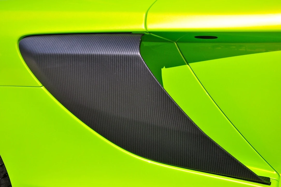 2016 McLaren 675LT Coupe - Image 7 of 21