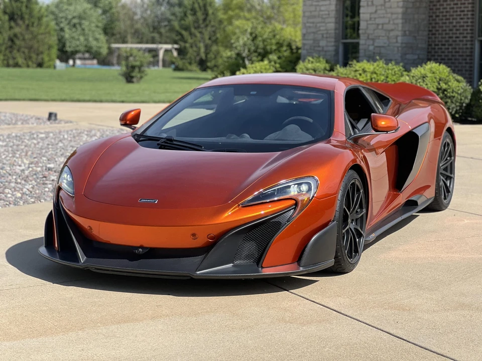 2016 McLaren 675LT Coupe - Image 3 of 31