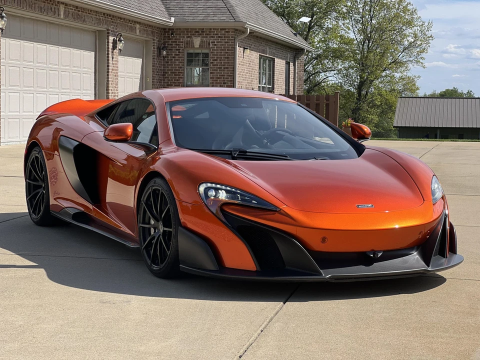 2016 McLaren 675LT Coupe - Image 31 of 31