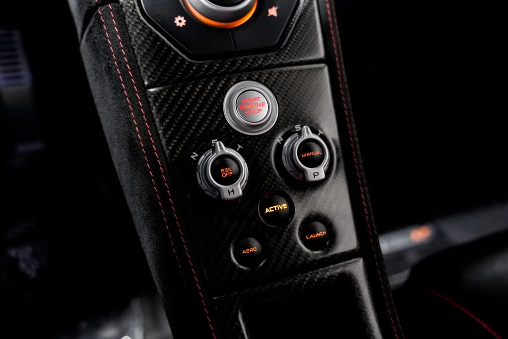 2016 McLaren 675LT Coupe - Image 15 of 31
