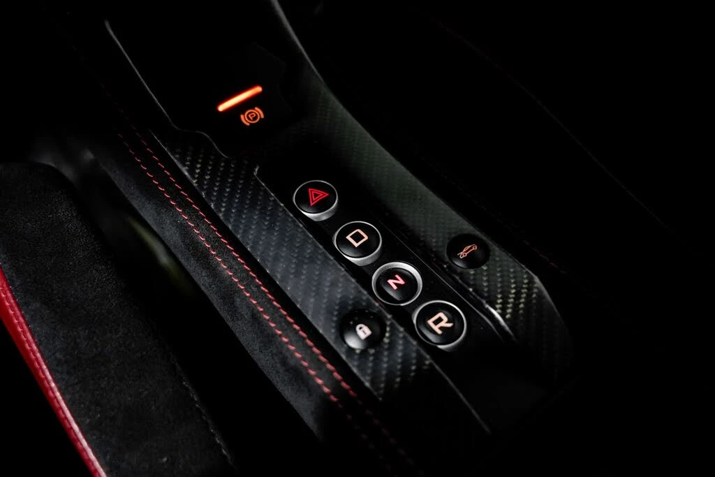 2016 McLaren 675LT Coupe - Image 16 of 31