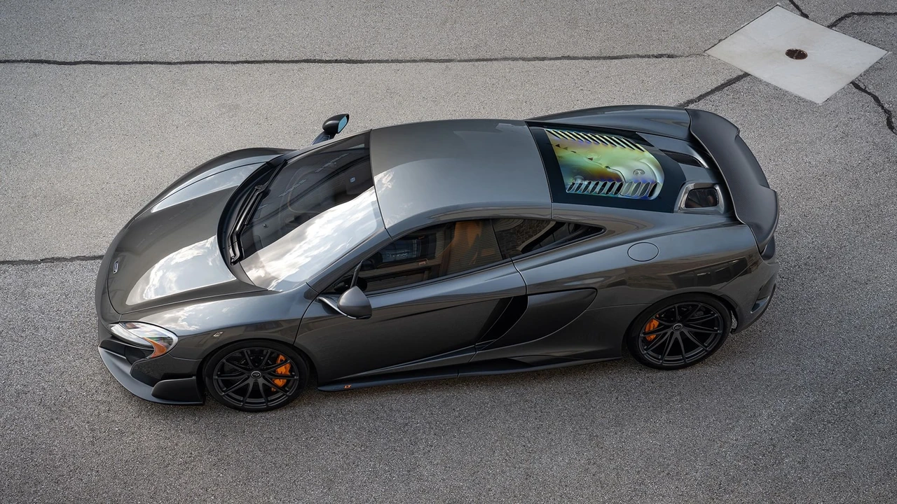 2016 McLaren 675LT Coupe - Image 10 of 31