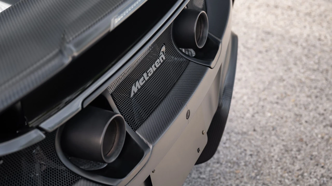 2016 McLaren 675LT Coupe - Image 13 of 31