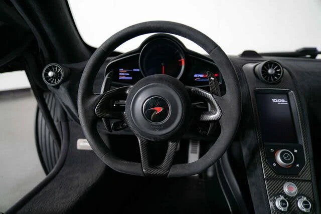 2016 McLaren 675LT Coupe - Image 18 of 31