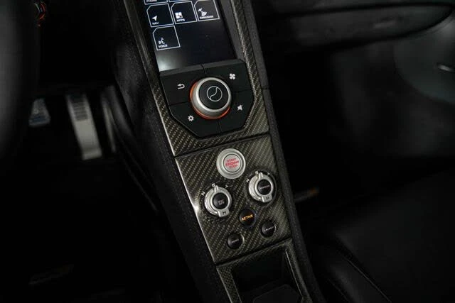 2016 McLaren 675LT Coupe - Image 22 of 31