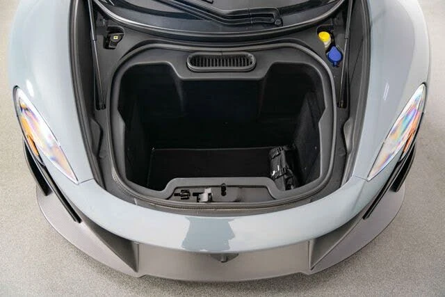 2016 McLaren 675LT Coupe - Image 28 of 31