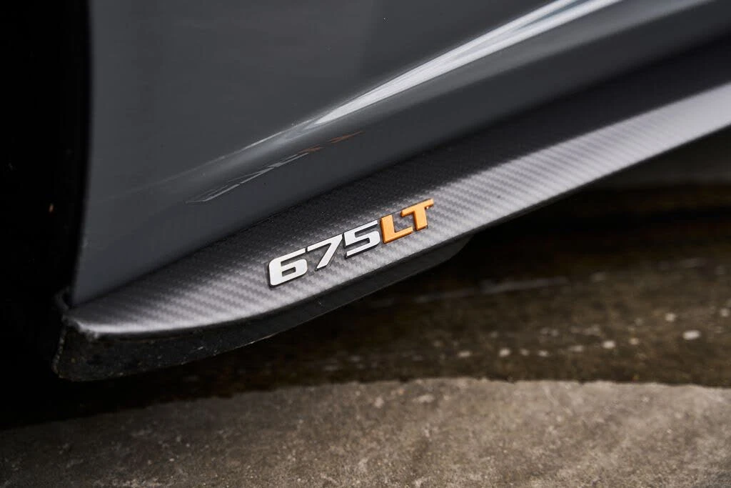 2016 McLaren 675LT Coupe - Image 11 of 31