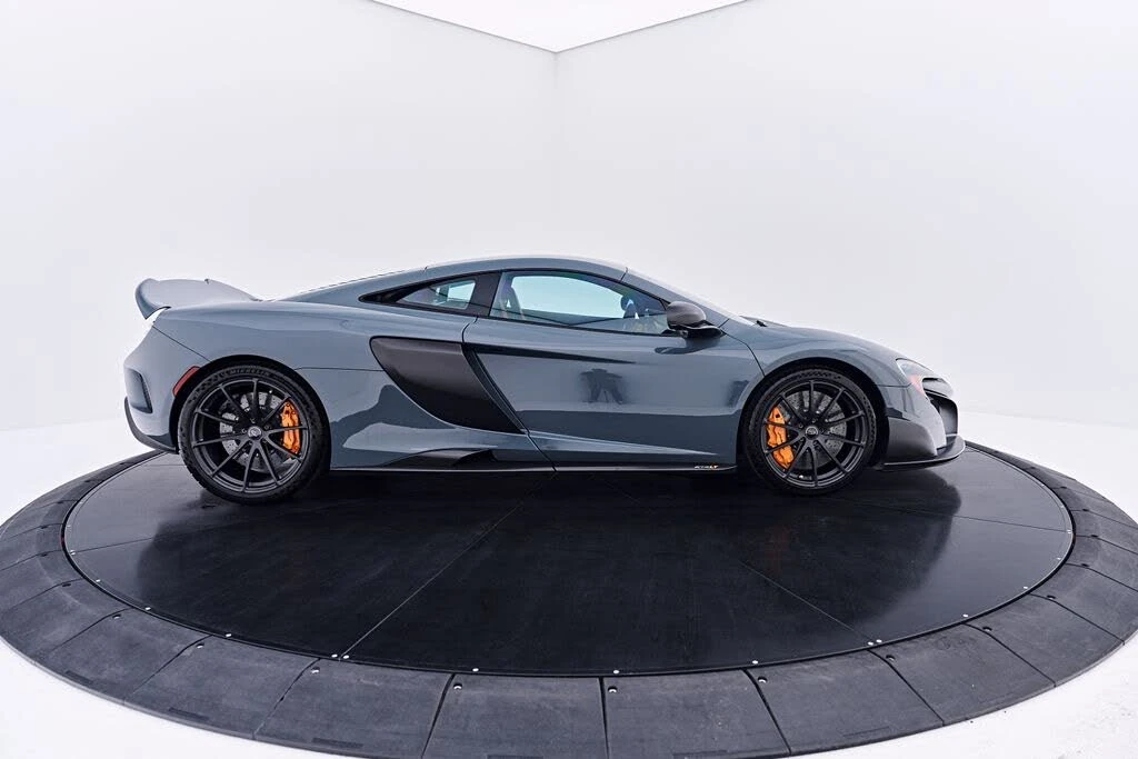 2016 McLaren 675LT Coupe - Image 24 of 31