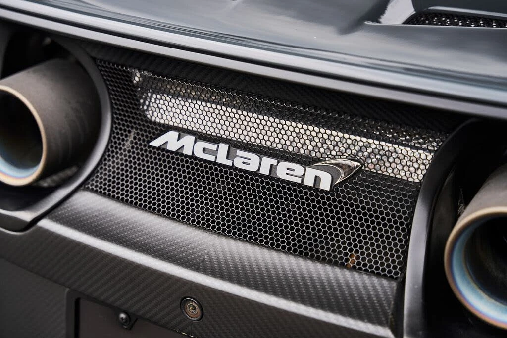 2016 McLaren 675LT Coupe - Image 16 of 31
