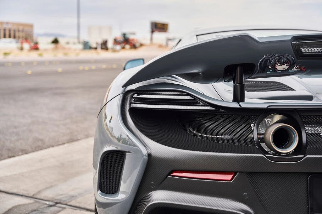 2016 McLaren 675LT Coupe - Image 18 of 31
