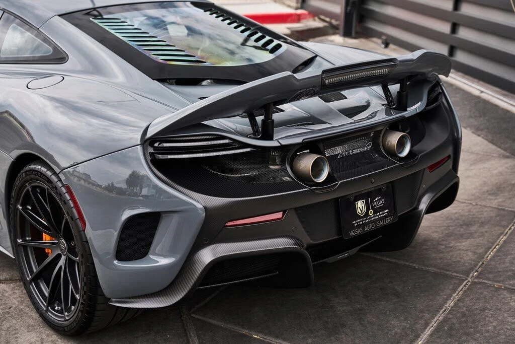 2016 McLaren 675LT Coupe - Image 15 of 31