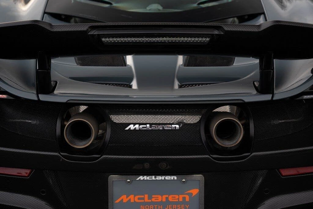 2016 McLaren 675LT Coupe - Image 26 of 31