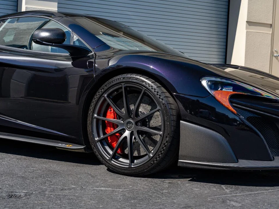 2016 McLaren 675LT Coupe - Image 15 of 31