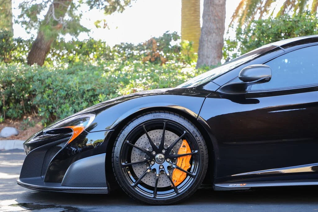 2016 McLaren 675LT Coupe - Image 3 of 31
