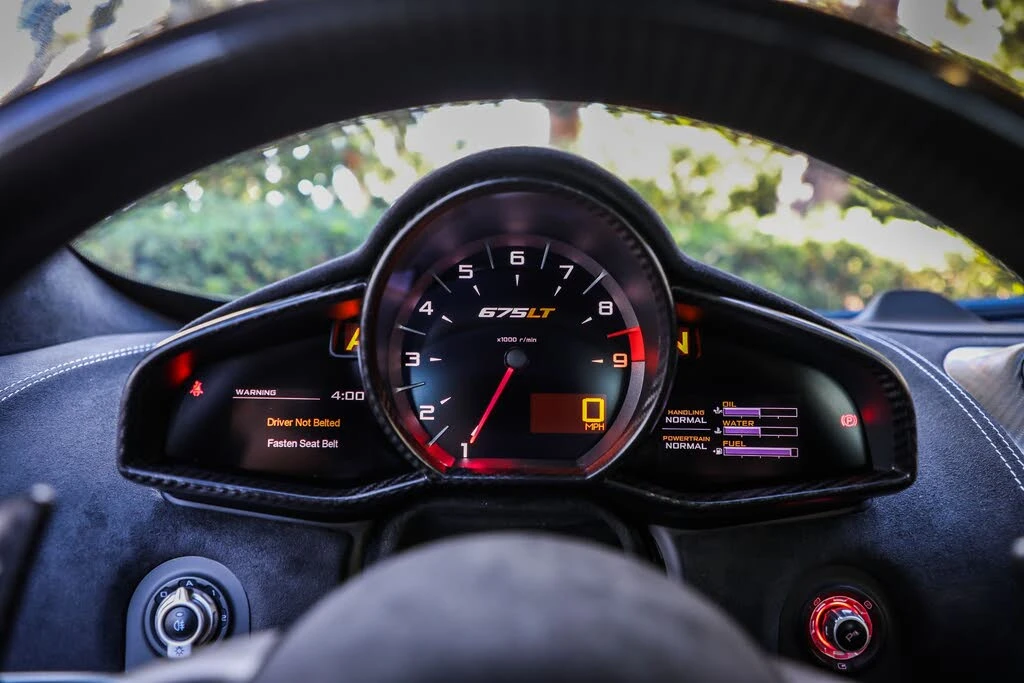 2016 McLaren 675LT Coupe - Image 19 of 31