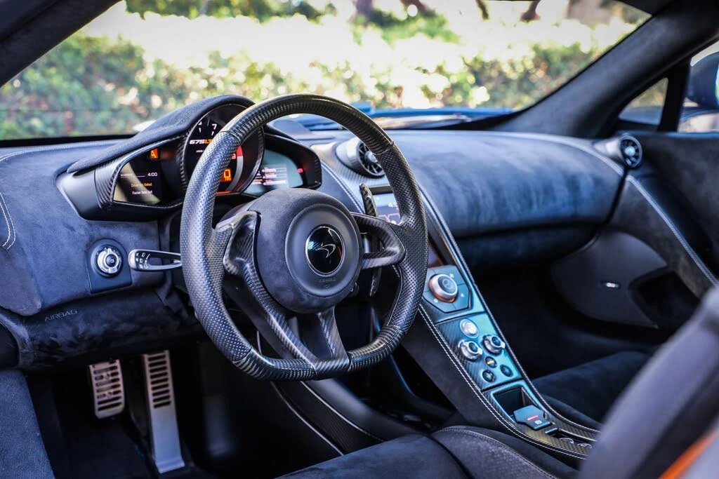 2016 McLaren 675LT Coupe - Image 21 of 31