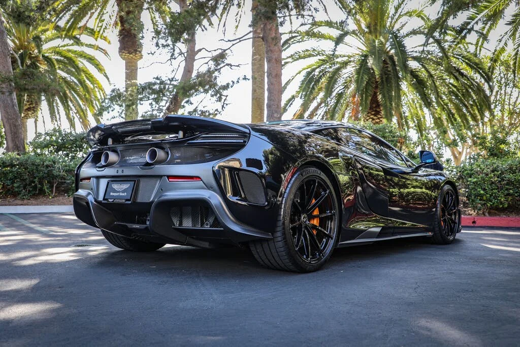 2016 McLaren 675LT Coupe - Image 24 of 31