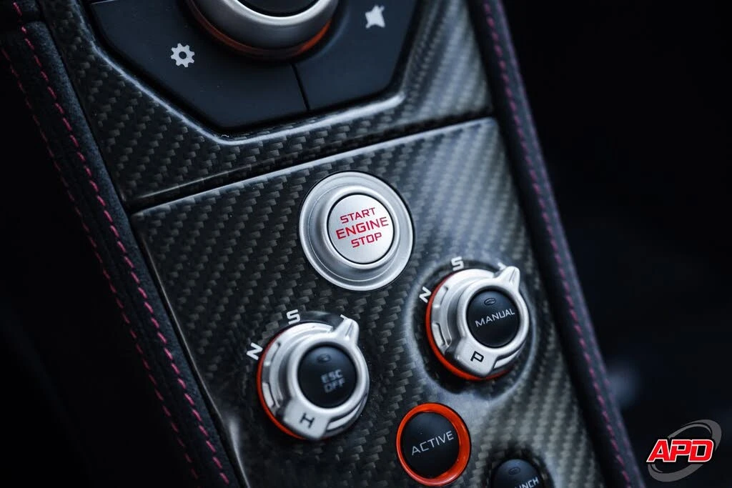 2016 McLaren 675LT Coupe - Image 20 of 31