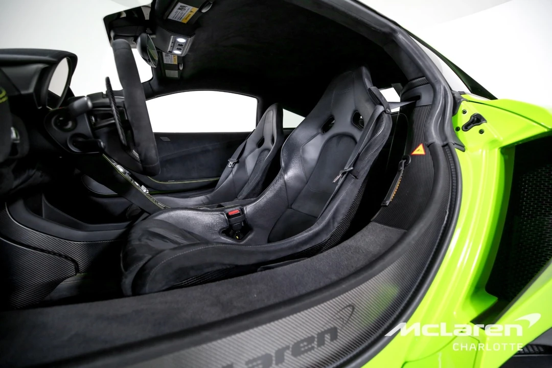 2016 McLaren 675LT - Image 11 of 12