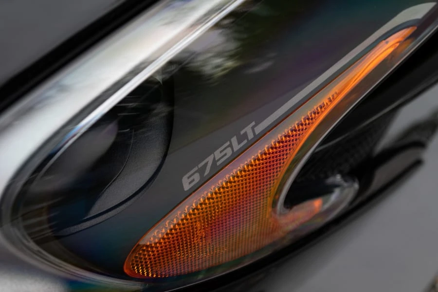 2016 McLaren 675LT - Image 22 of 31