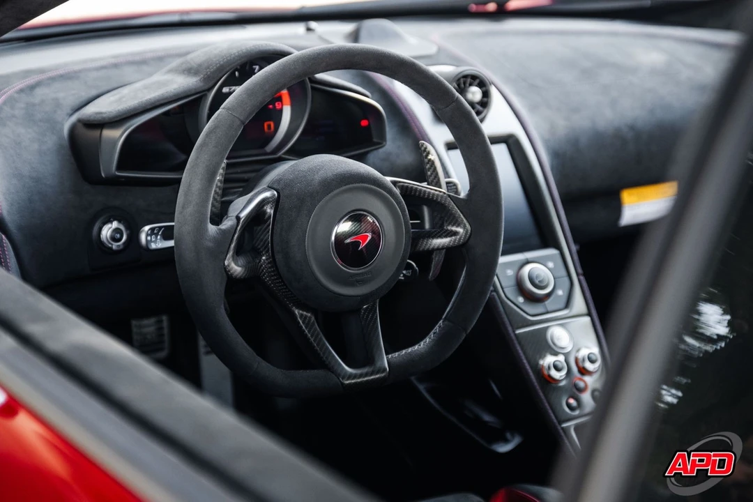2016 McLaren 675LT - Image 7 of 12