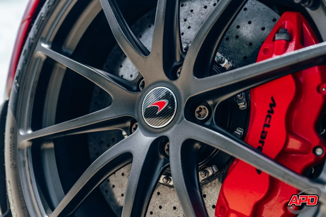 2016 McLaren 675LT Coupe - Image 4 of 12