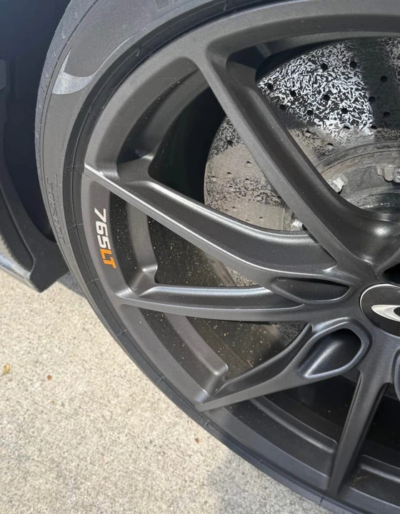 2016 McLaren 675LT - Image 10 of 12