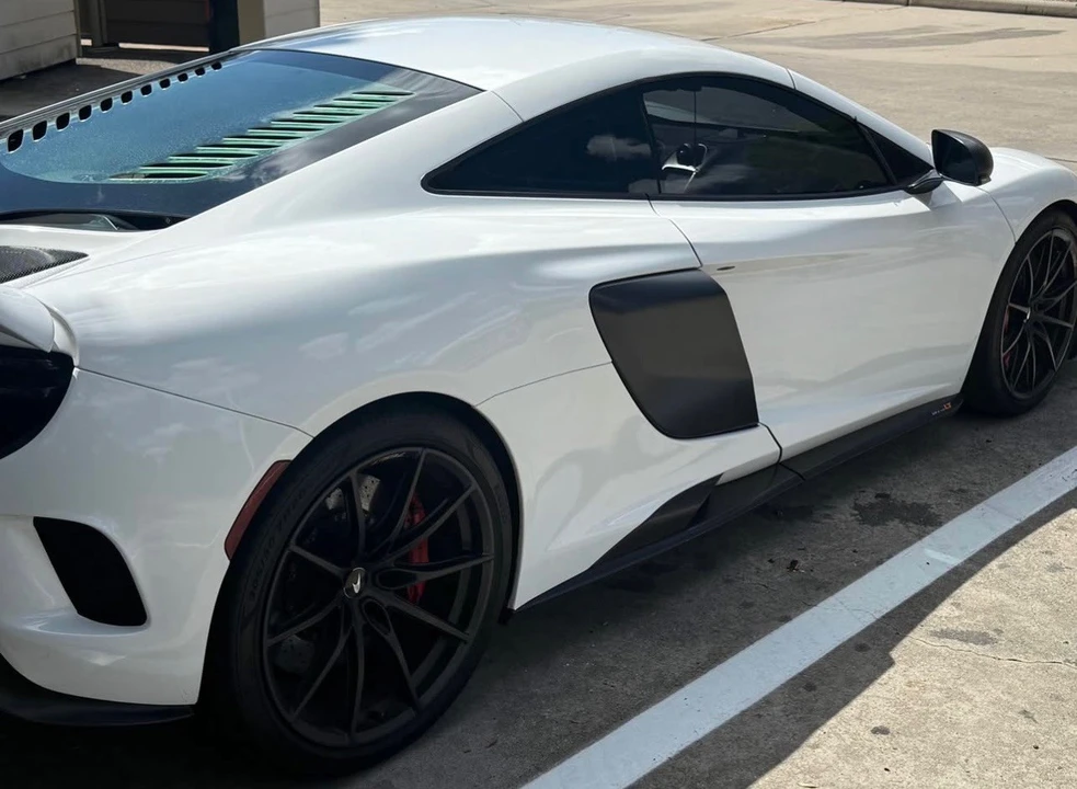 2016 McLaren 675LT - Image 5 of 12