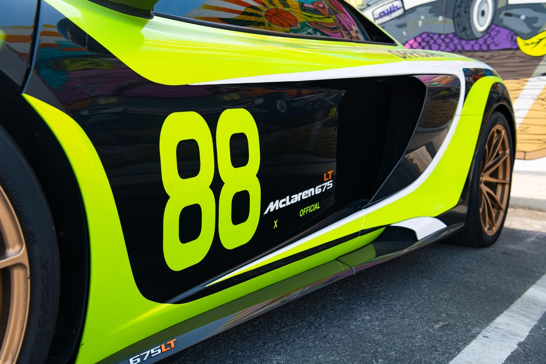 2016 McLaren 675LT - Image 21 of 31