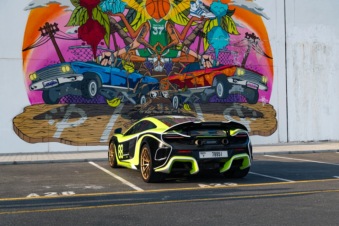 2016 McLaren 675LT - Image 9 of 31