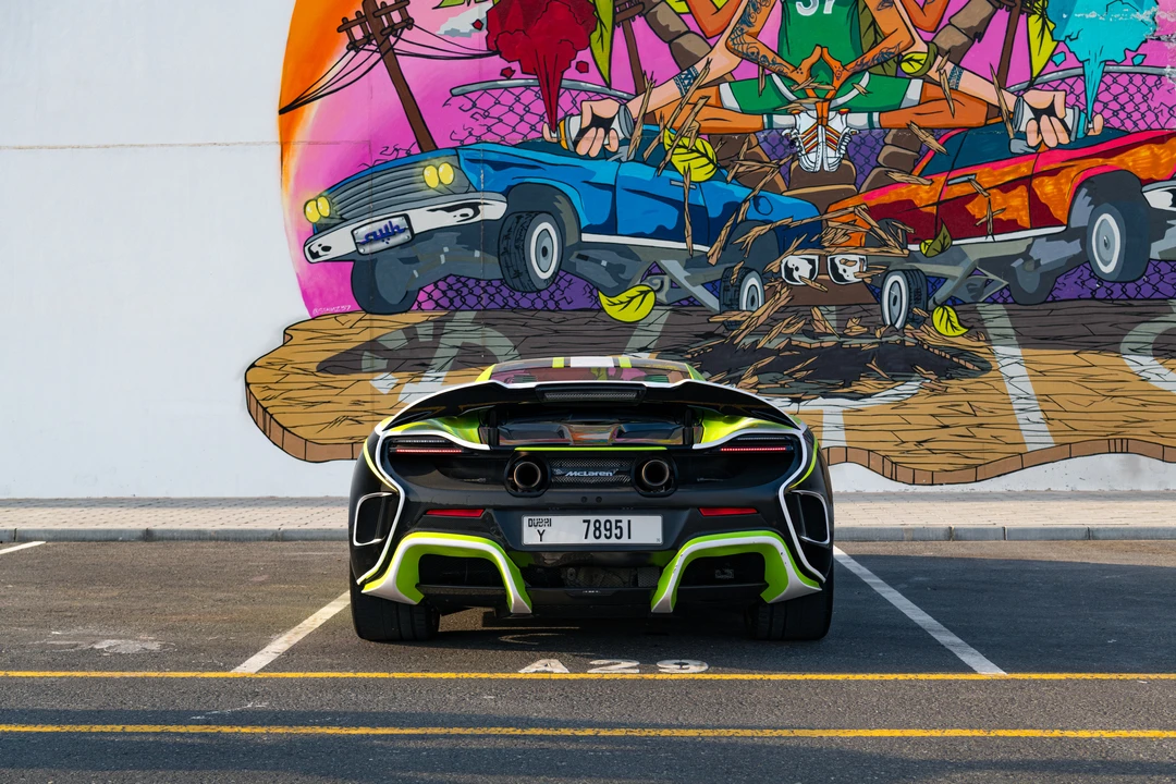 2016 McLaren 675LT - Image 10 of 31